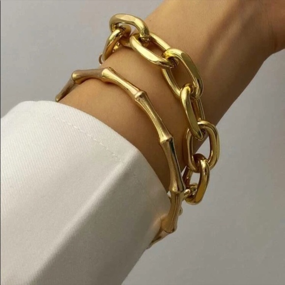 2 Piece Gold Bangle Bracelet Set NWT - Picture 3 of 11